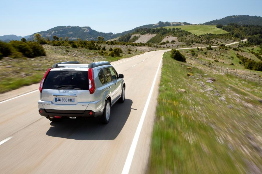  Nissan X-Trail 2011 года  (фото 26 из 37)